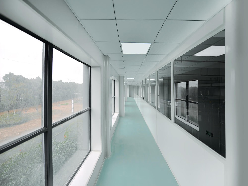 百級無塵車間配置哪些凈化設備？